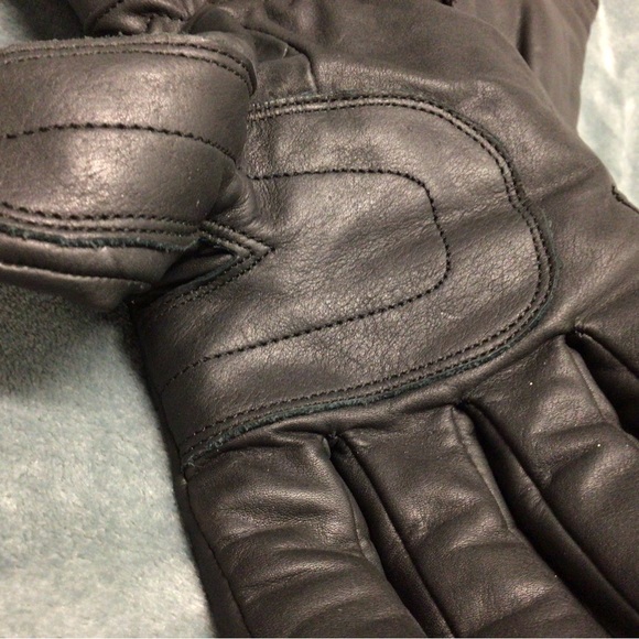 Milwaukee Leather Motorcycle Riding Gloves - Picture 7 of 7